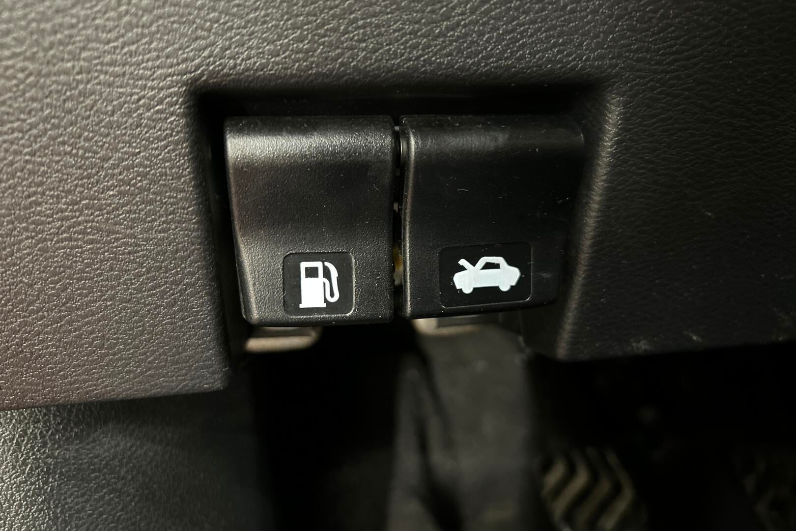 Nissan Micra iso kuva 21