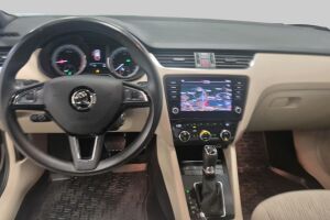 Skoda Octavia esikatselu 9