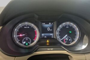 Skoda Octavia esikatselu 12