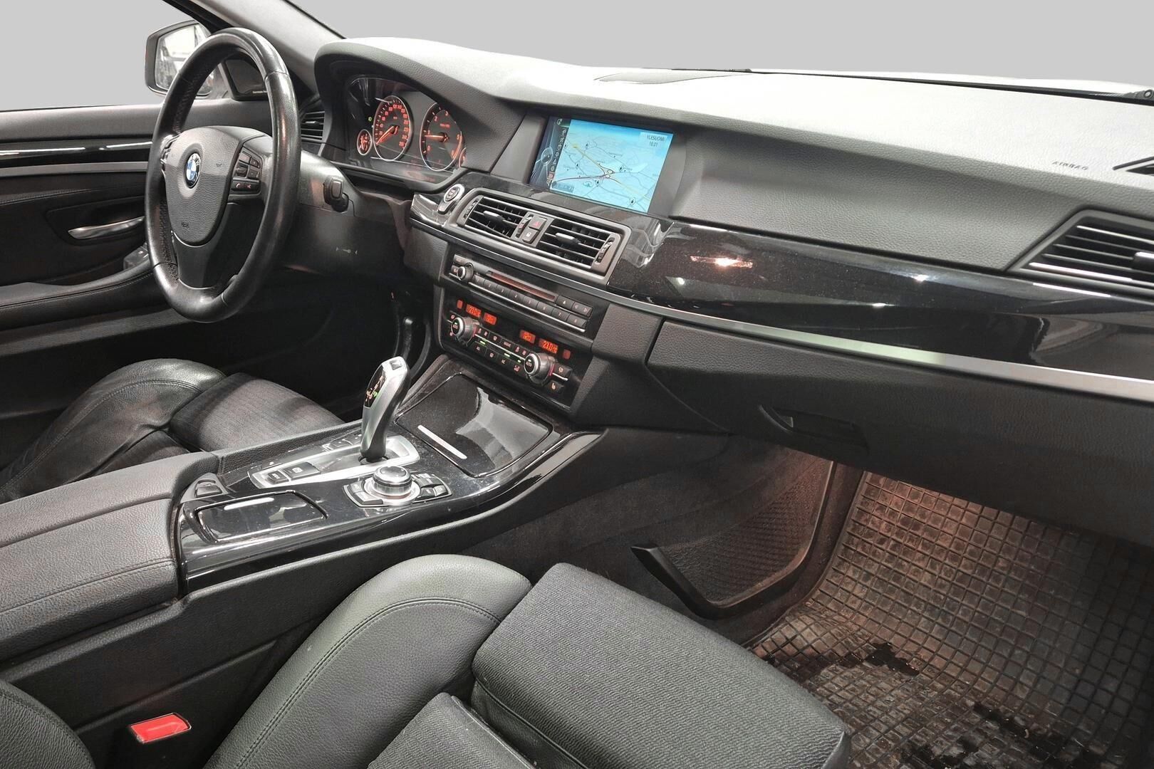 BMW 5-SARJA iso kuva 3