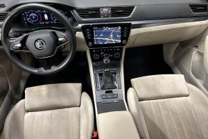Skoda Superb esikatselu 22