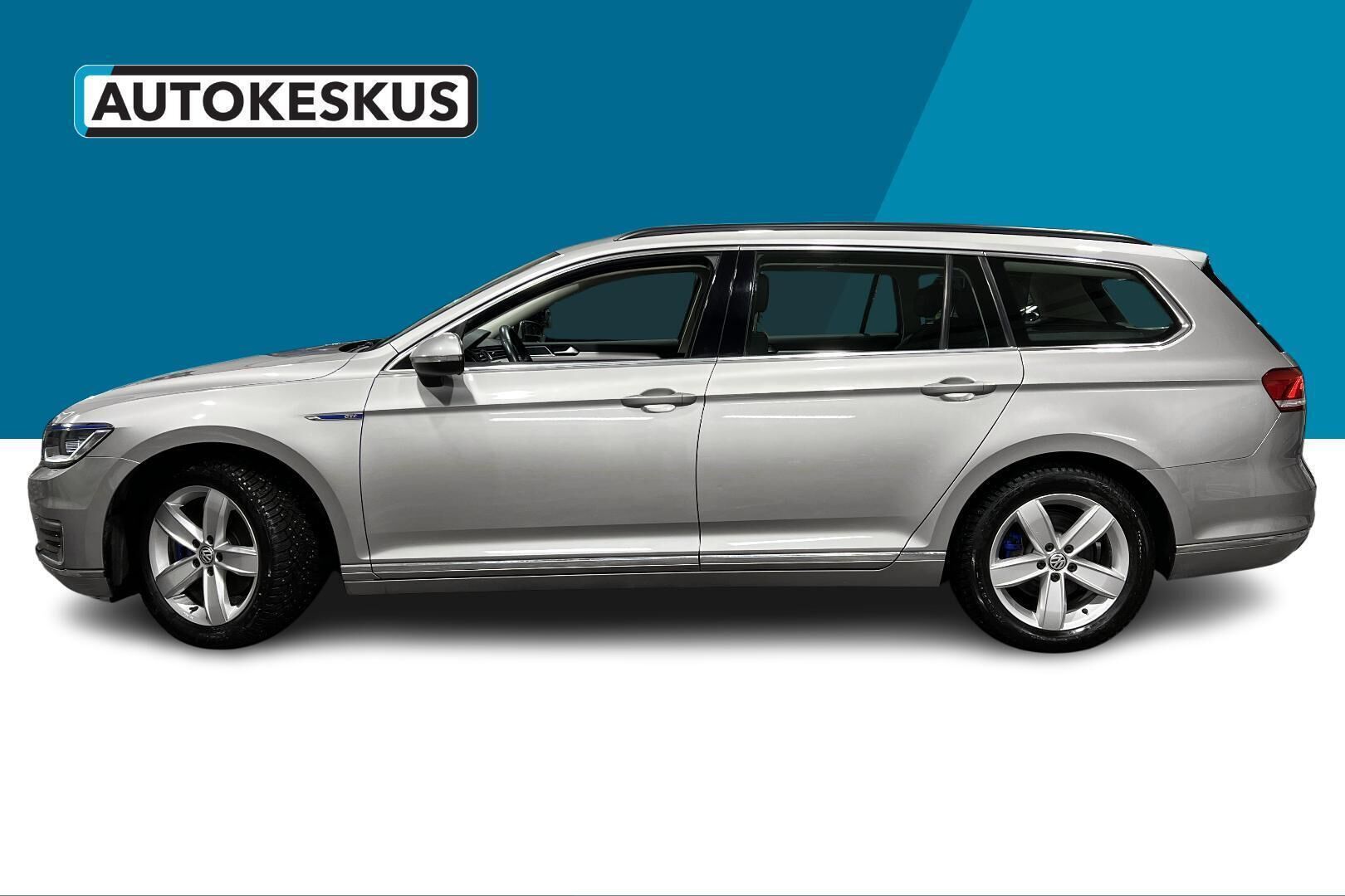 Volkswagen Passat iso kuva 9