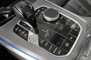 BMW X5 esikatselu 12