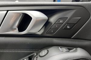 BMW X5 esikatselu 14