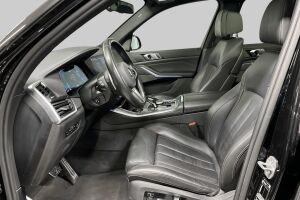 BMW X5 esikatselu 22