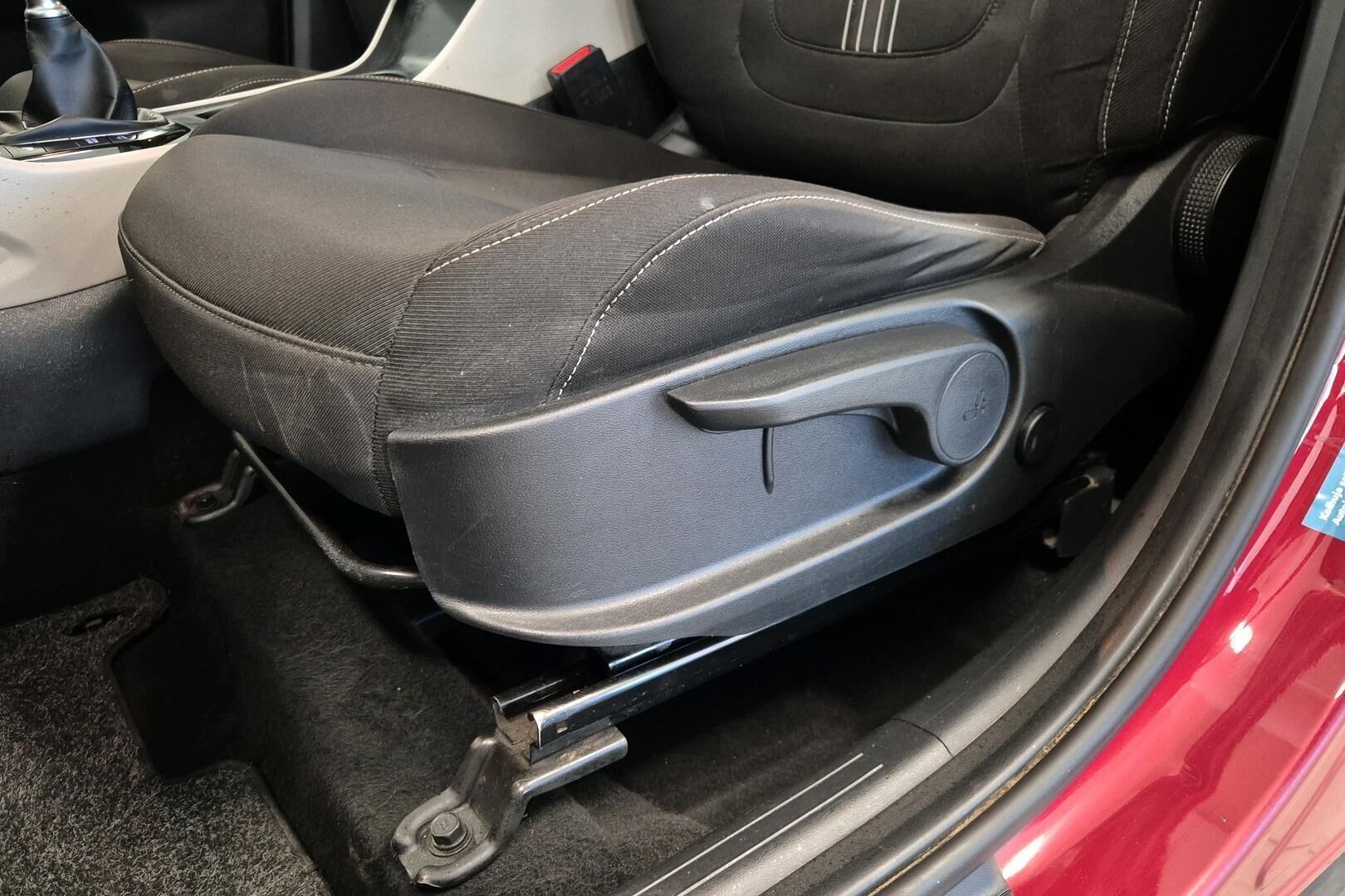 Hyundai Tucson iso kuva 22