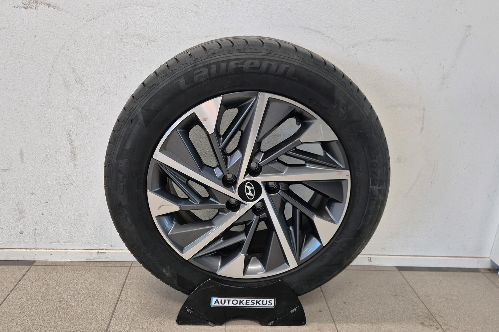 Hyundai Tucson iso kuva 23