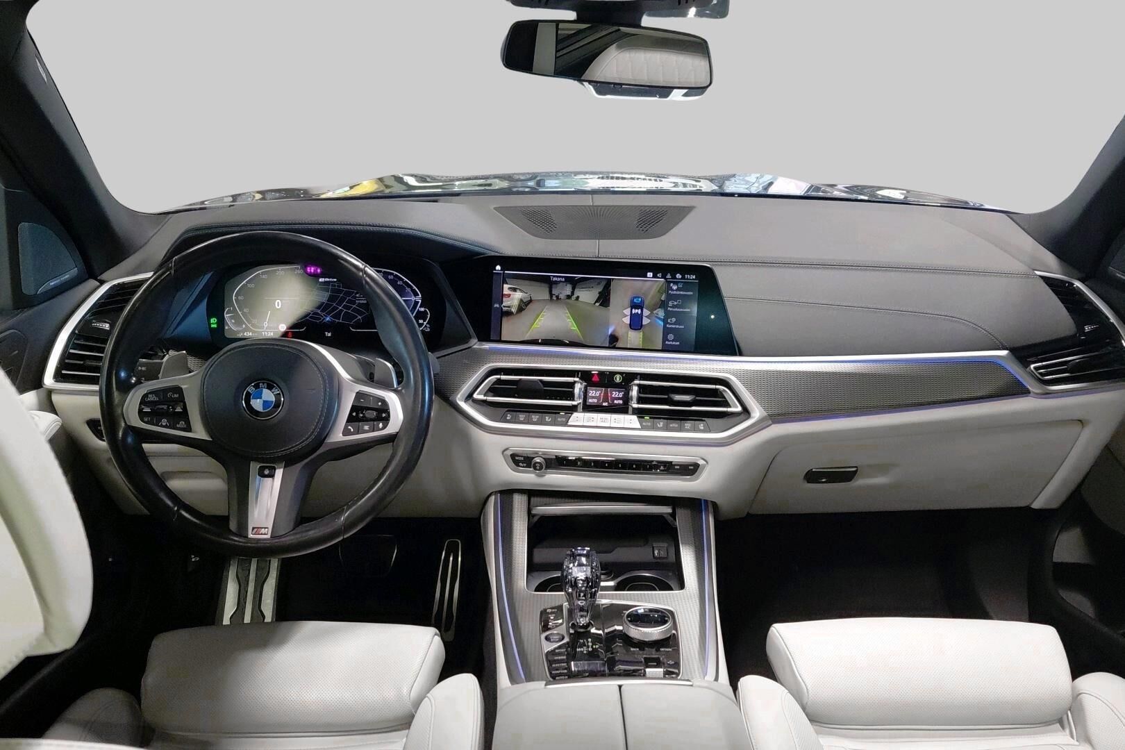 BMW X5 iso kuva 1