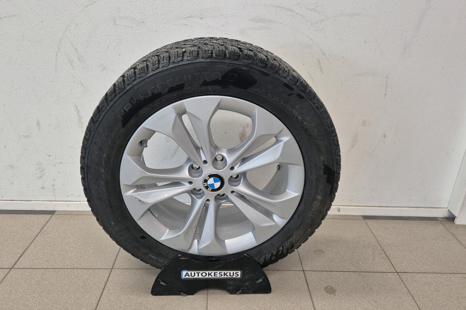 BMW X1 iso kuva 20