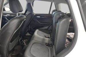 BMW X1 esikatselu 7