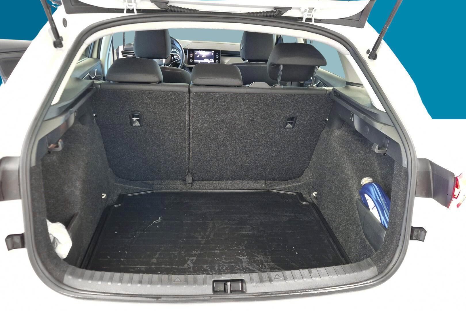 Skoda Scala iso kuva 22