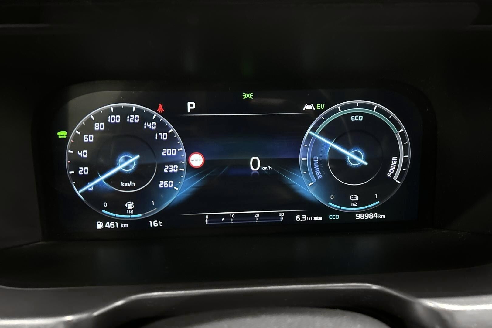 Kia Sorento iso kuva 14