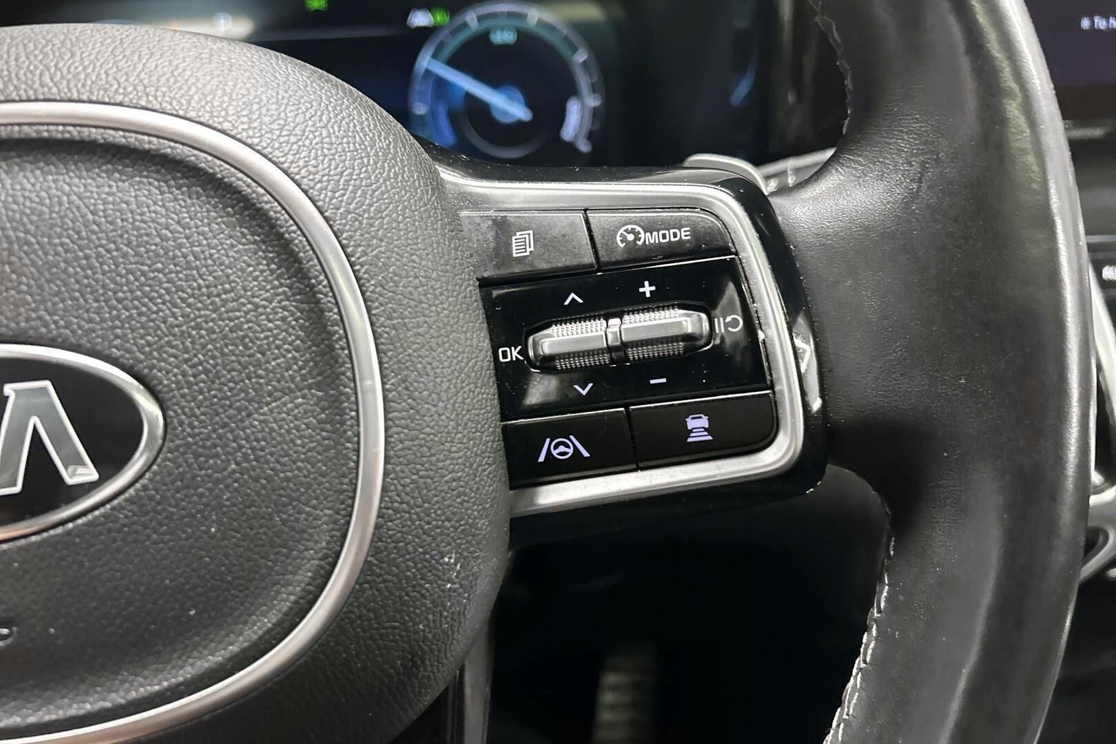 Kia Sorento iso kuva 16