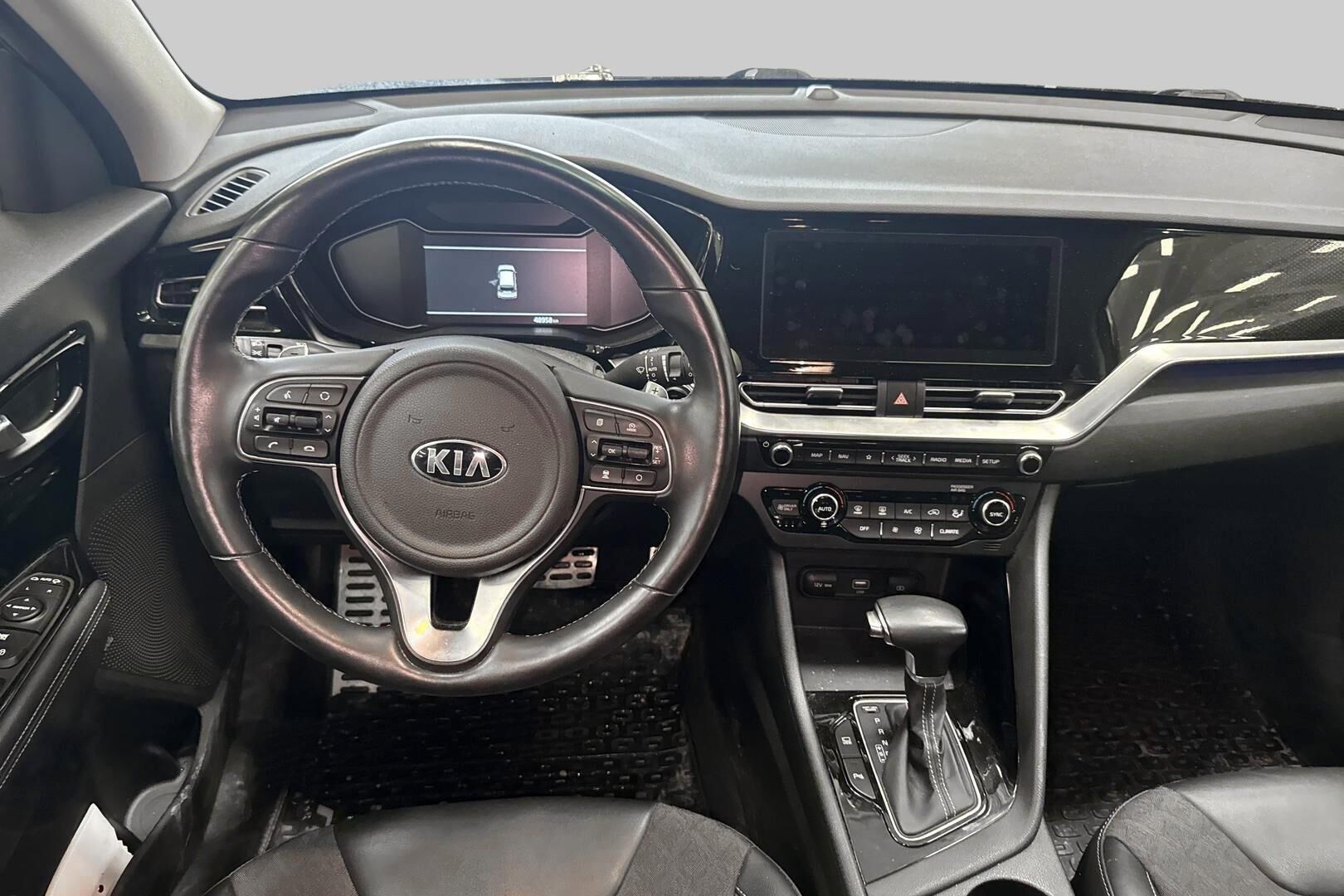 Kia Niro iso kuva 2