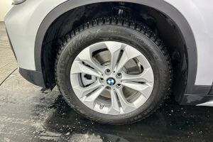 BMW X1 esikatselu 10