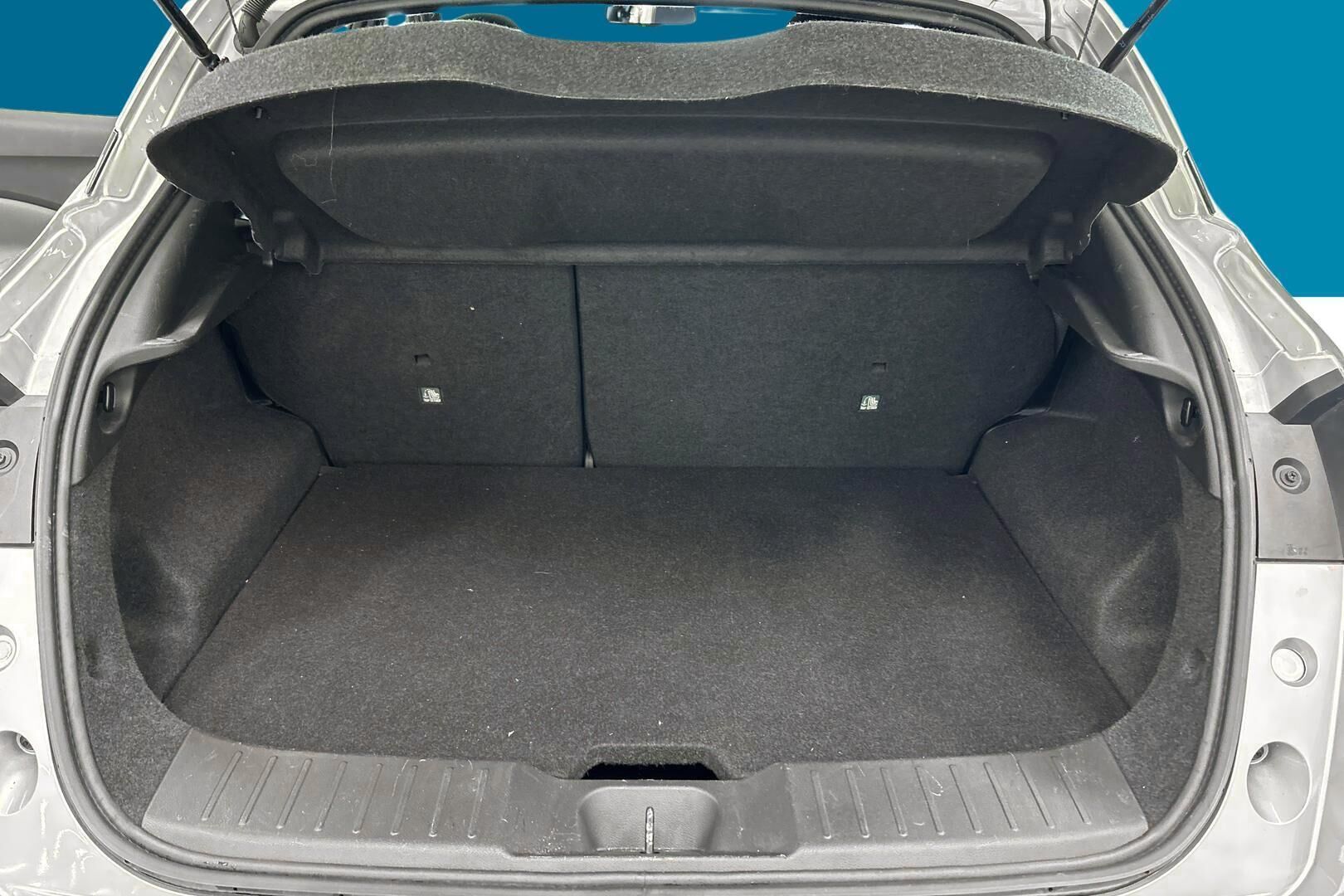Nissan Juke iso kuva 12