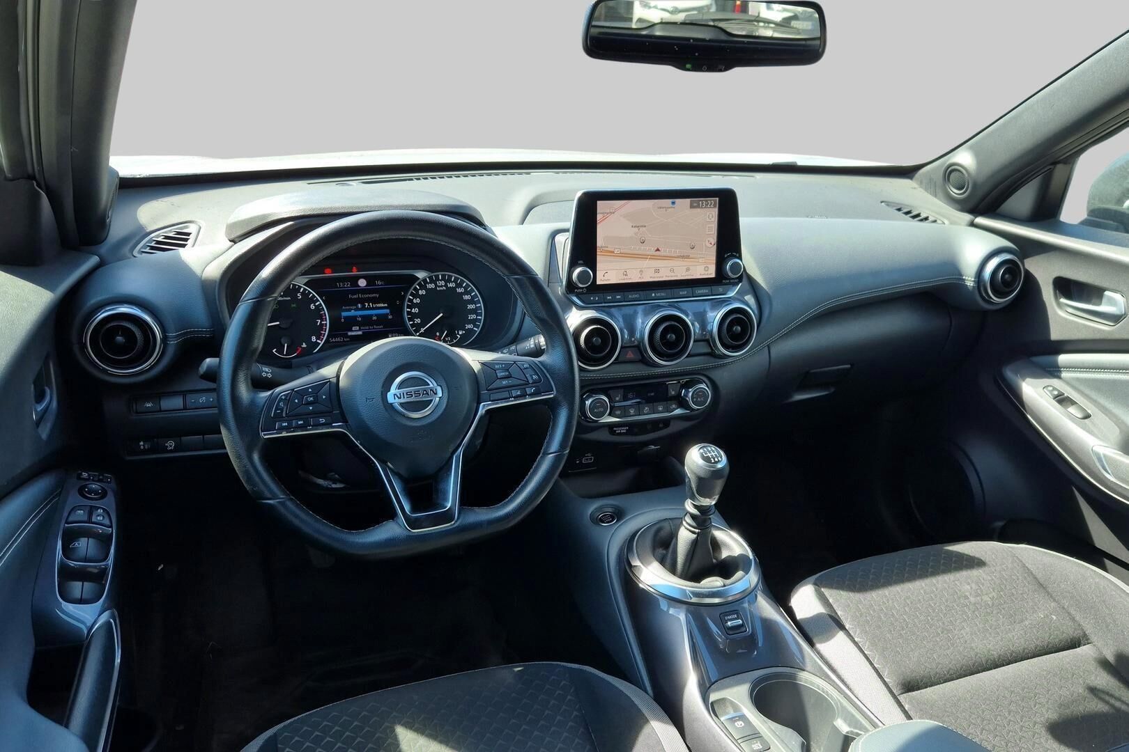 Nissan Juke iso kuva 2