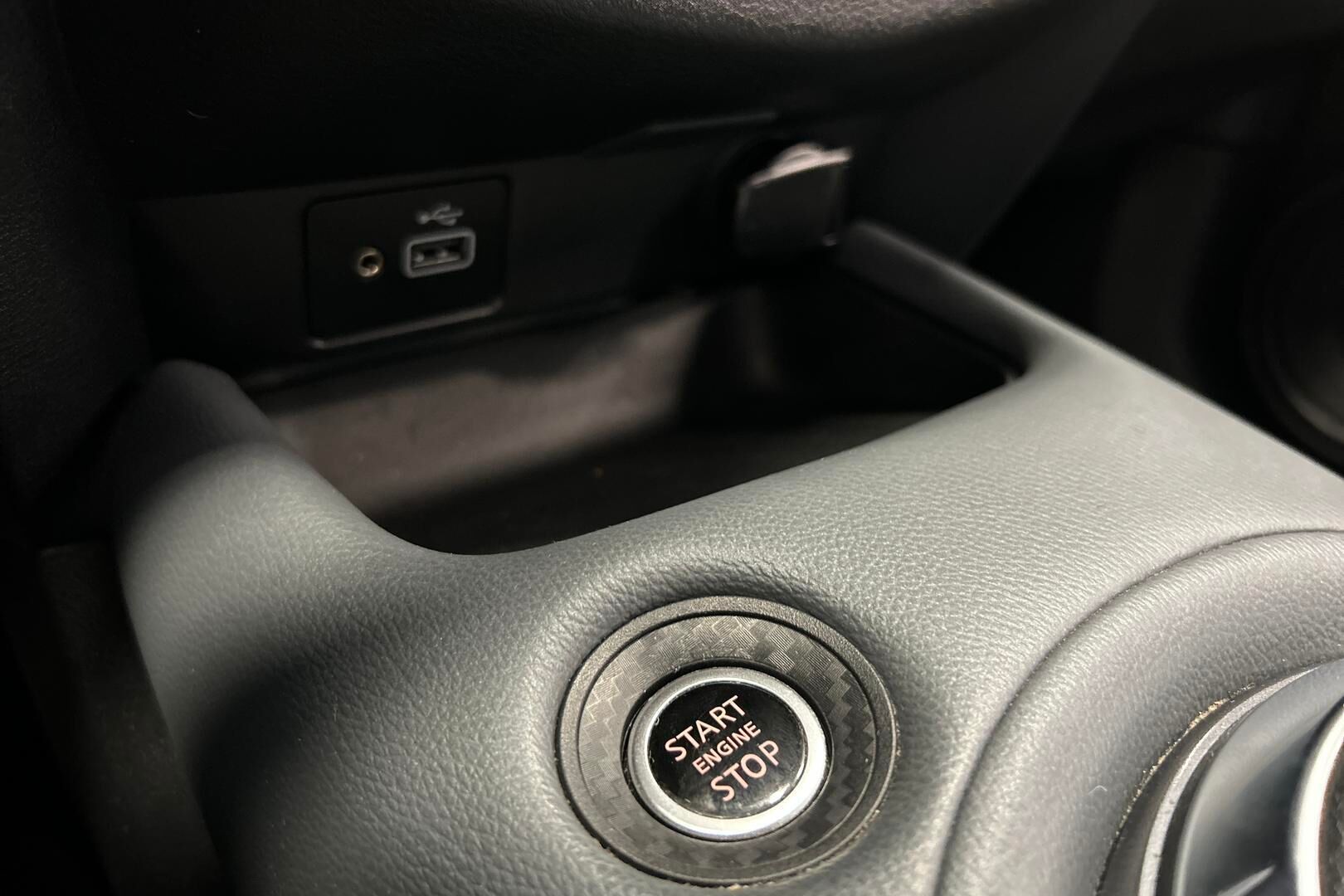 Nissan Juke iso kuva 31