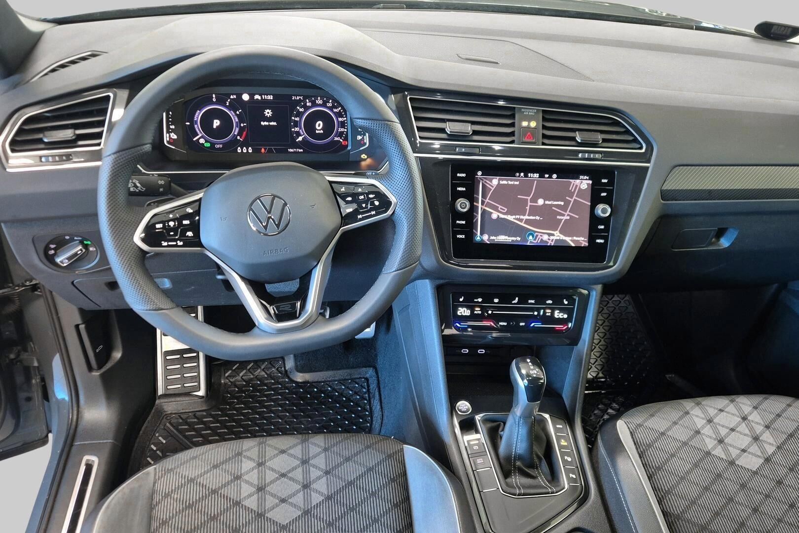 Volkswagen Tiguan iso kuva 10