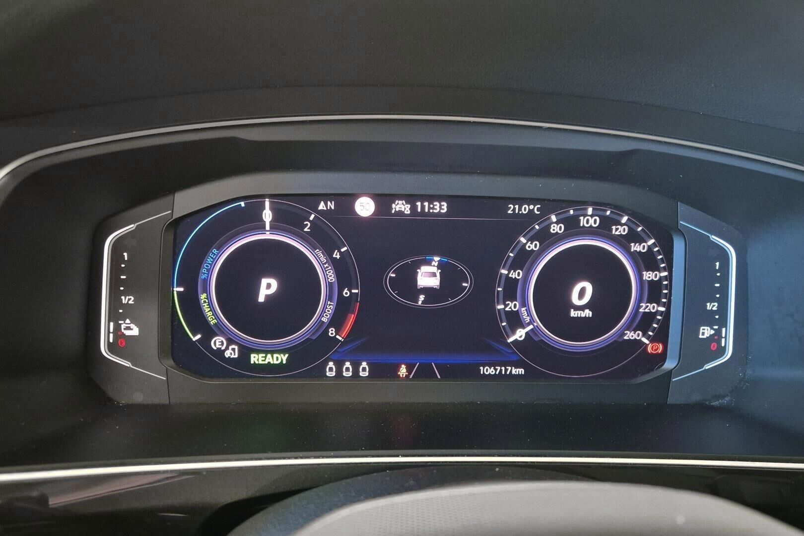 Volkswagen Tiguan iso kuva 13
