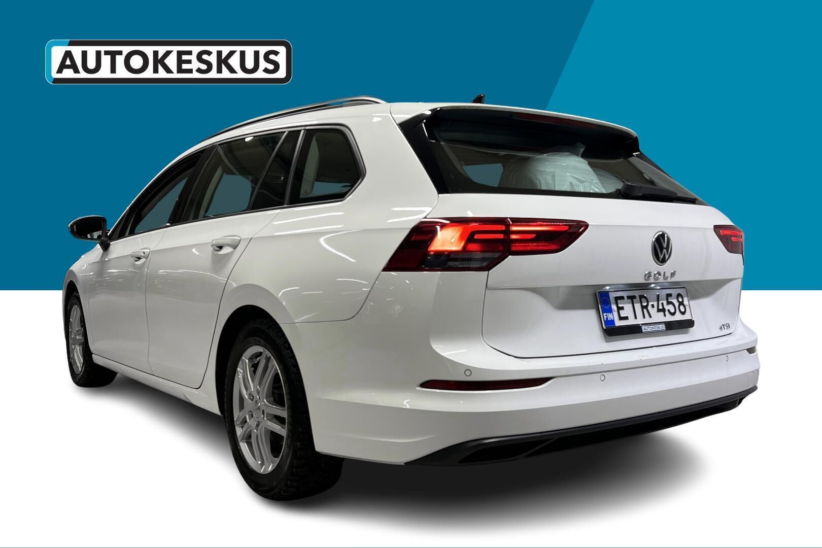 Volkswagen Golf iso kuva 6