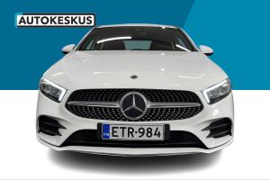 Mercedes-Benz A esikatselu 2