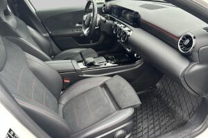 Mercedes-Benz A esikatselu 4