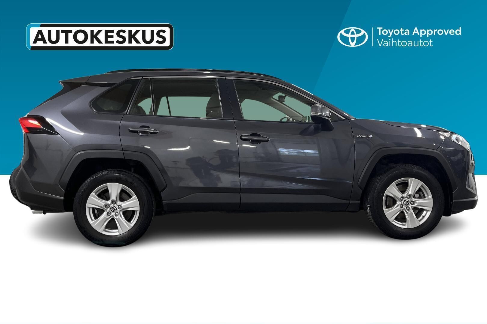 Toyota RAV4 iso kuva 14