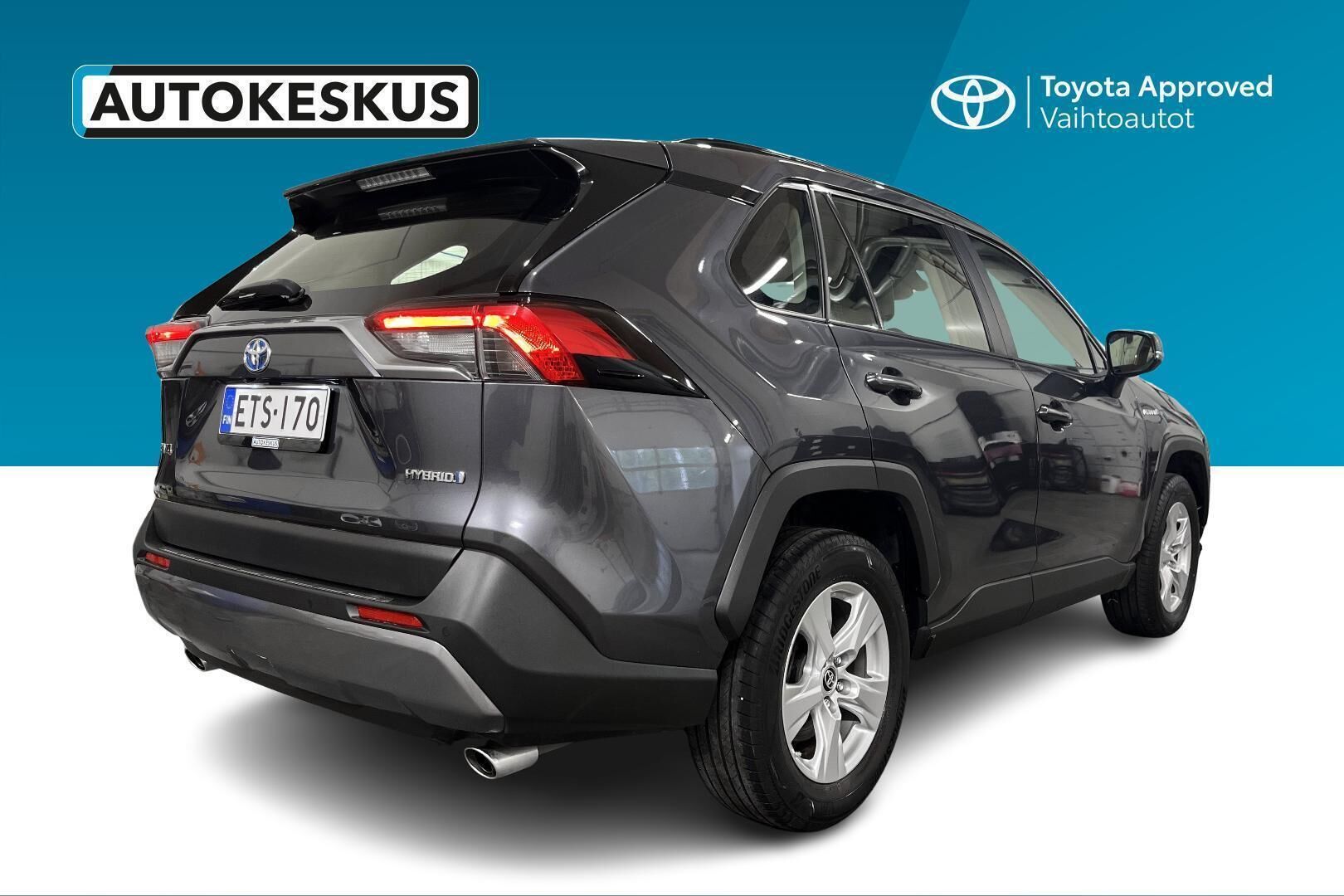 Toyota RAV4 iso kuva 3