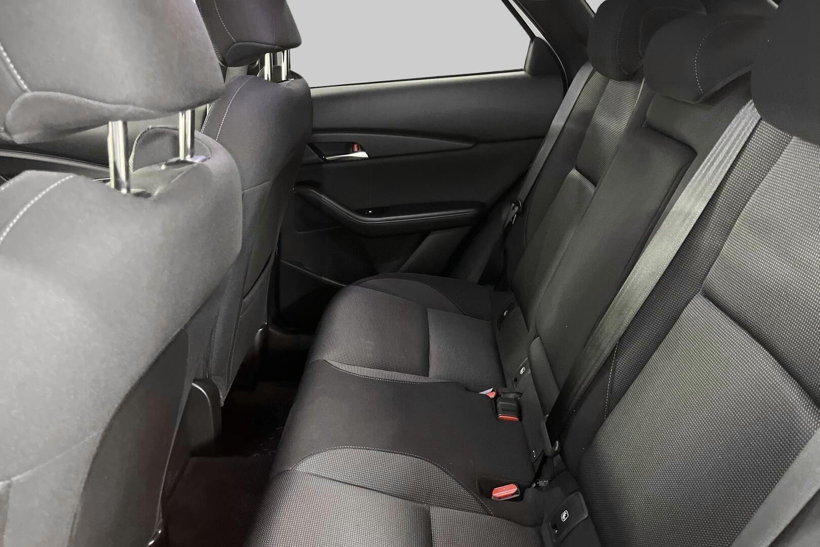 Mazda CX-30 iso kuva 8