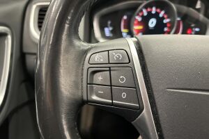 Volvo V60 esikatselu 16