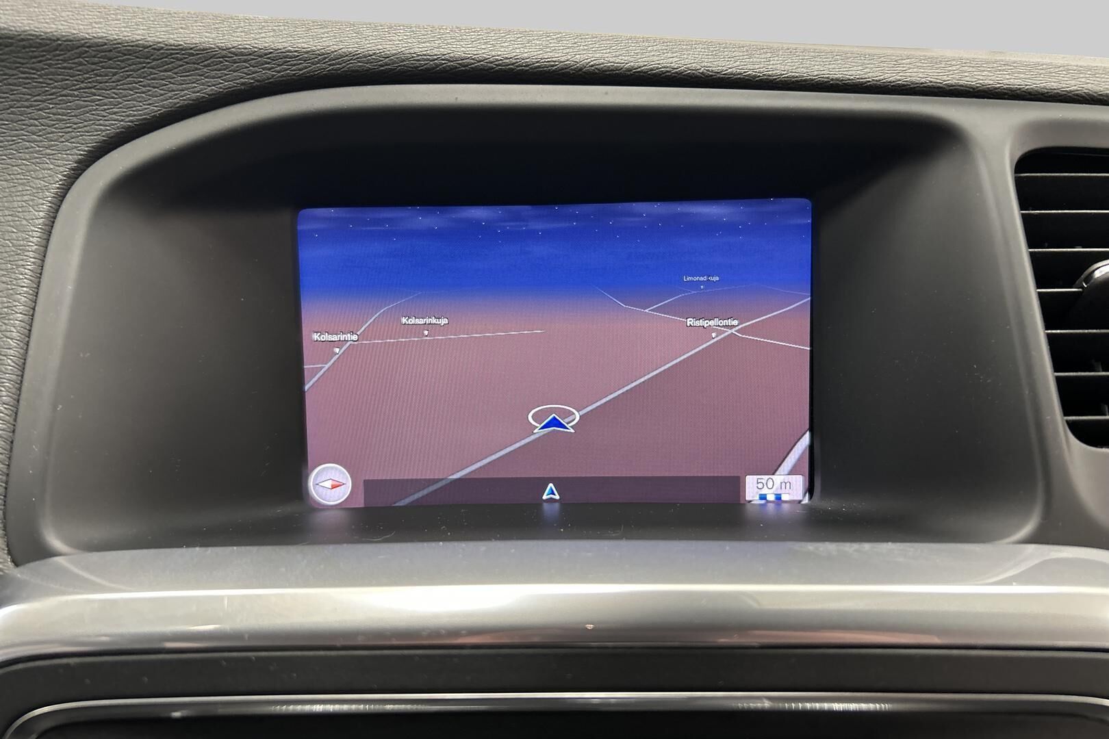 Volvo V60 iso kuva 23