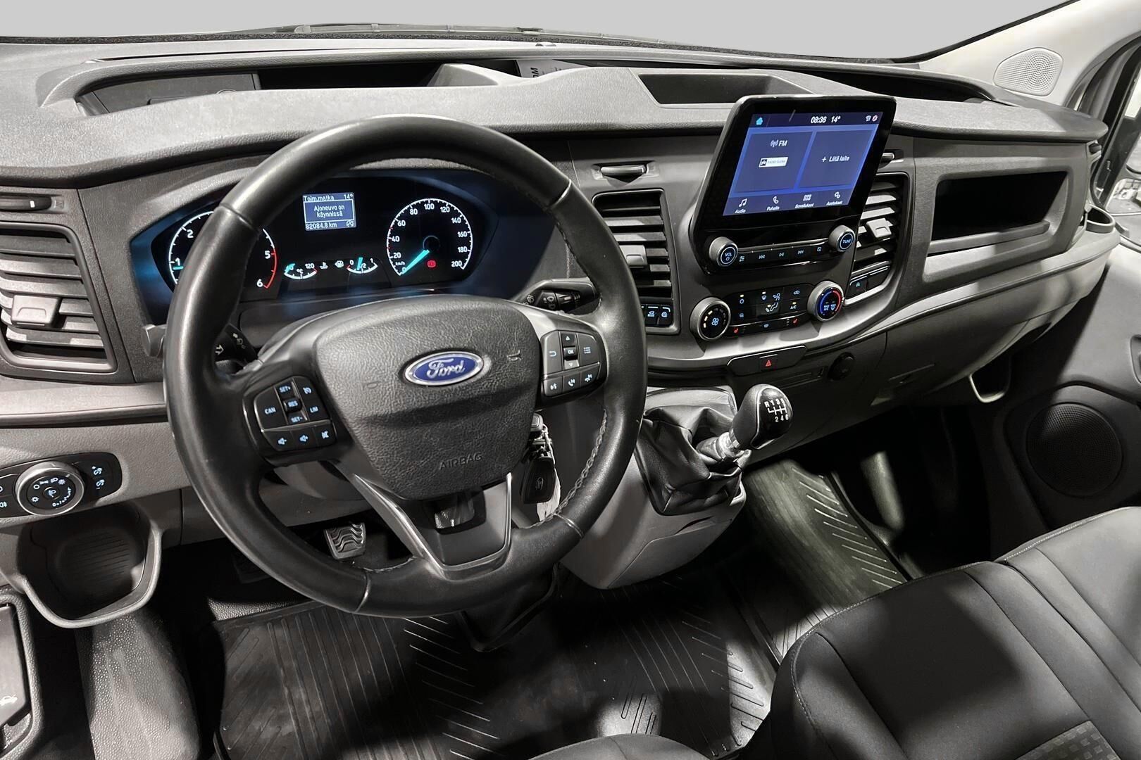 Ford Transit Custom iso kuva 11