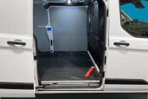 Ford Transit Custom esikatselu 15