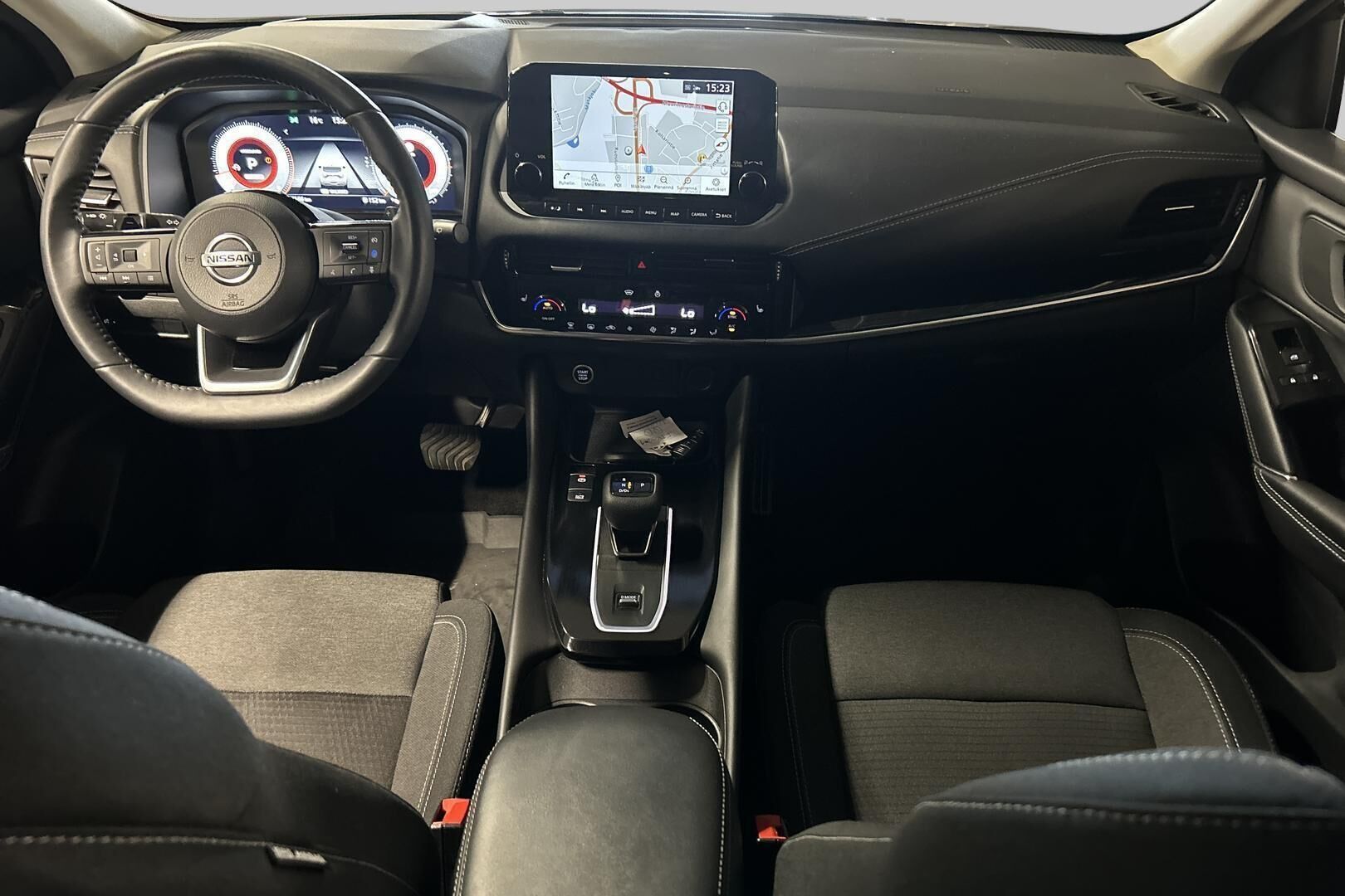 Nissan Qashqai iso kuva 11
