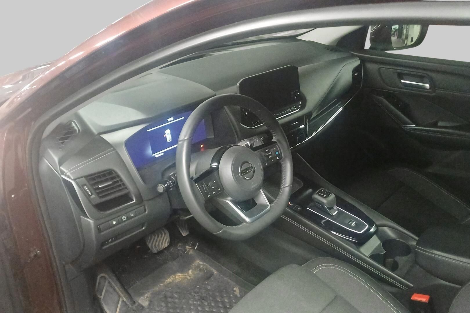 Nissan Qashqai iso kuva 2