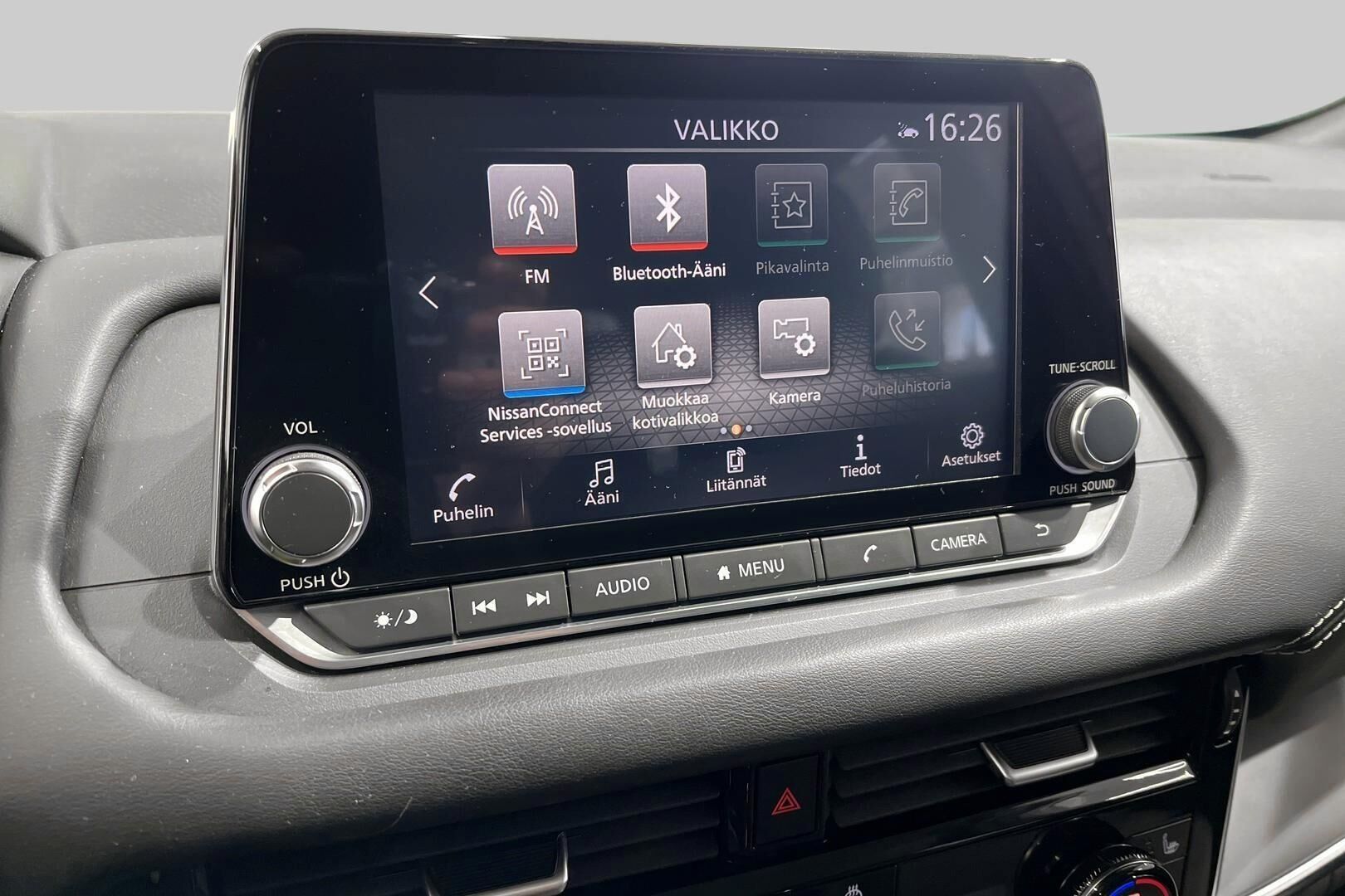 Nissan Qashqai iso kuva 17