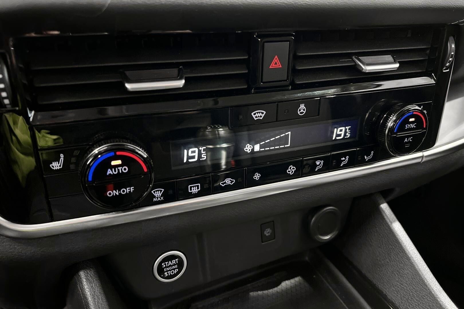 Nissan Qashqai iso kuva 18