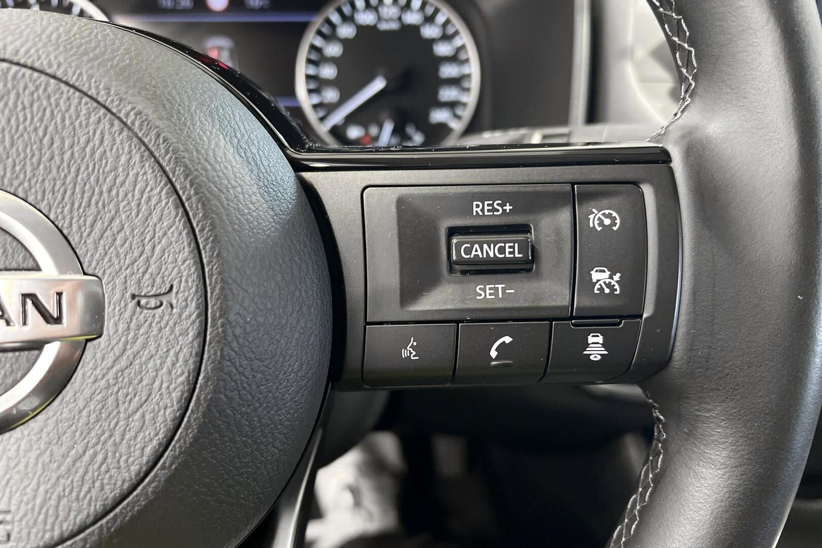 Nissan Qashqai iso kuva 20