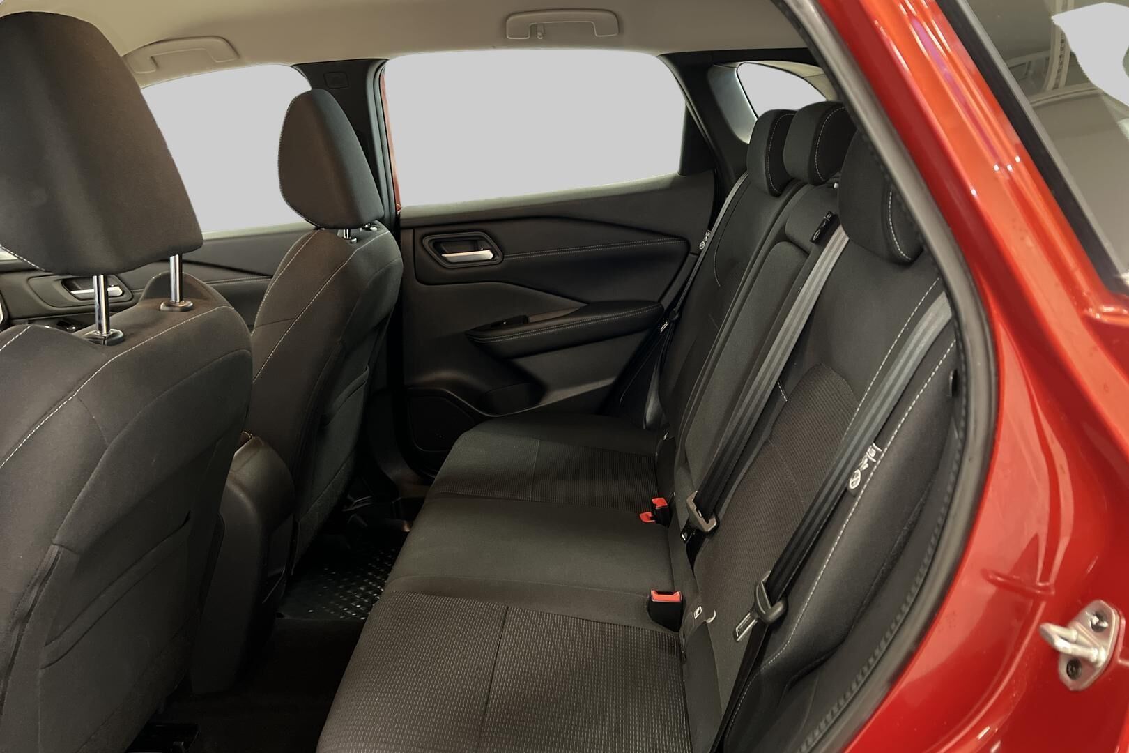 Nissan Qashqai iso kuva 10