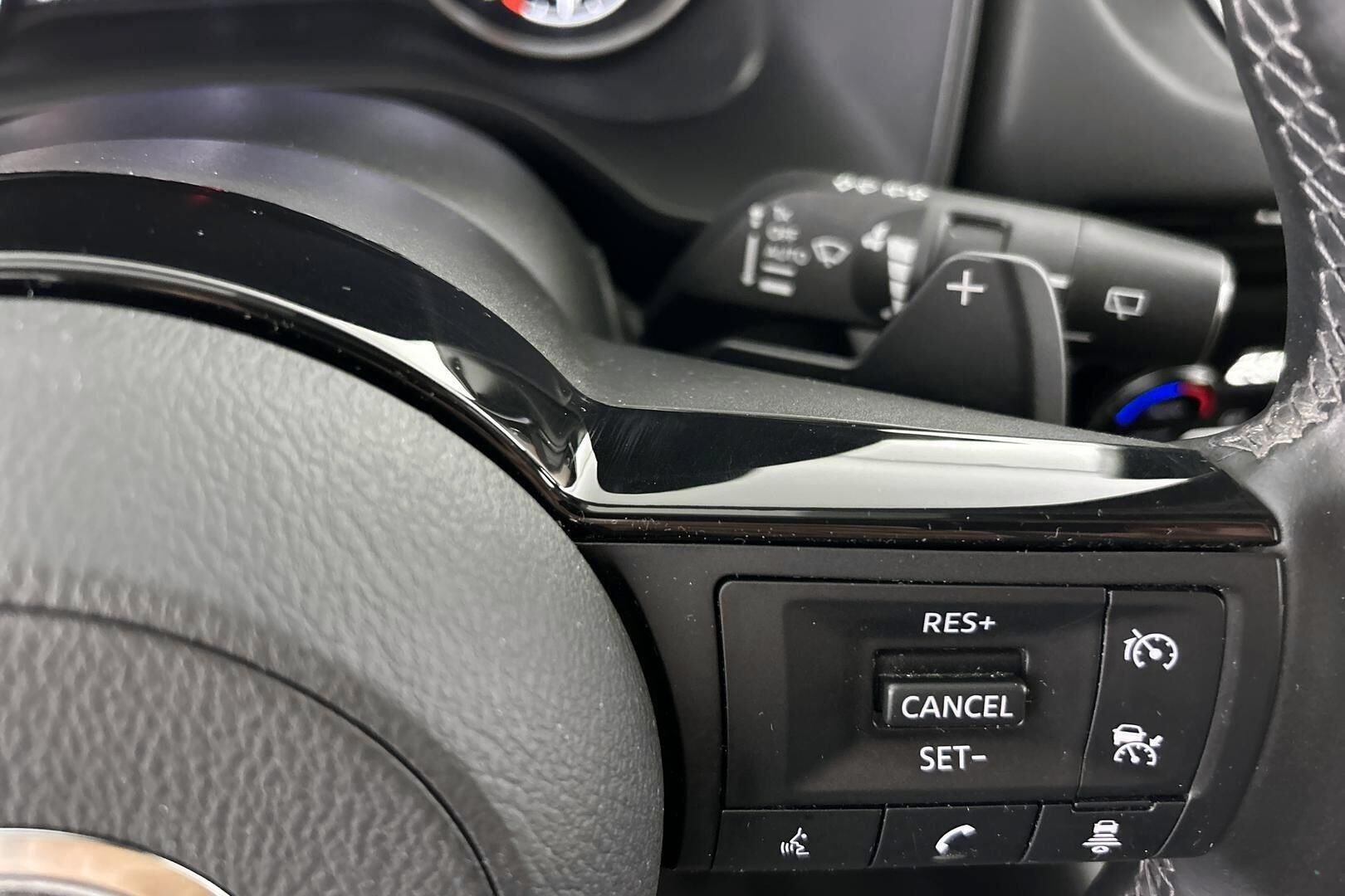 Nissan Qashqai iso kuva 20