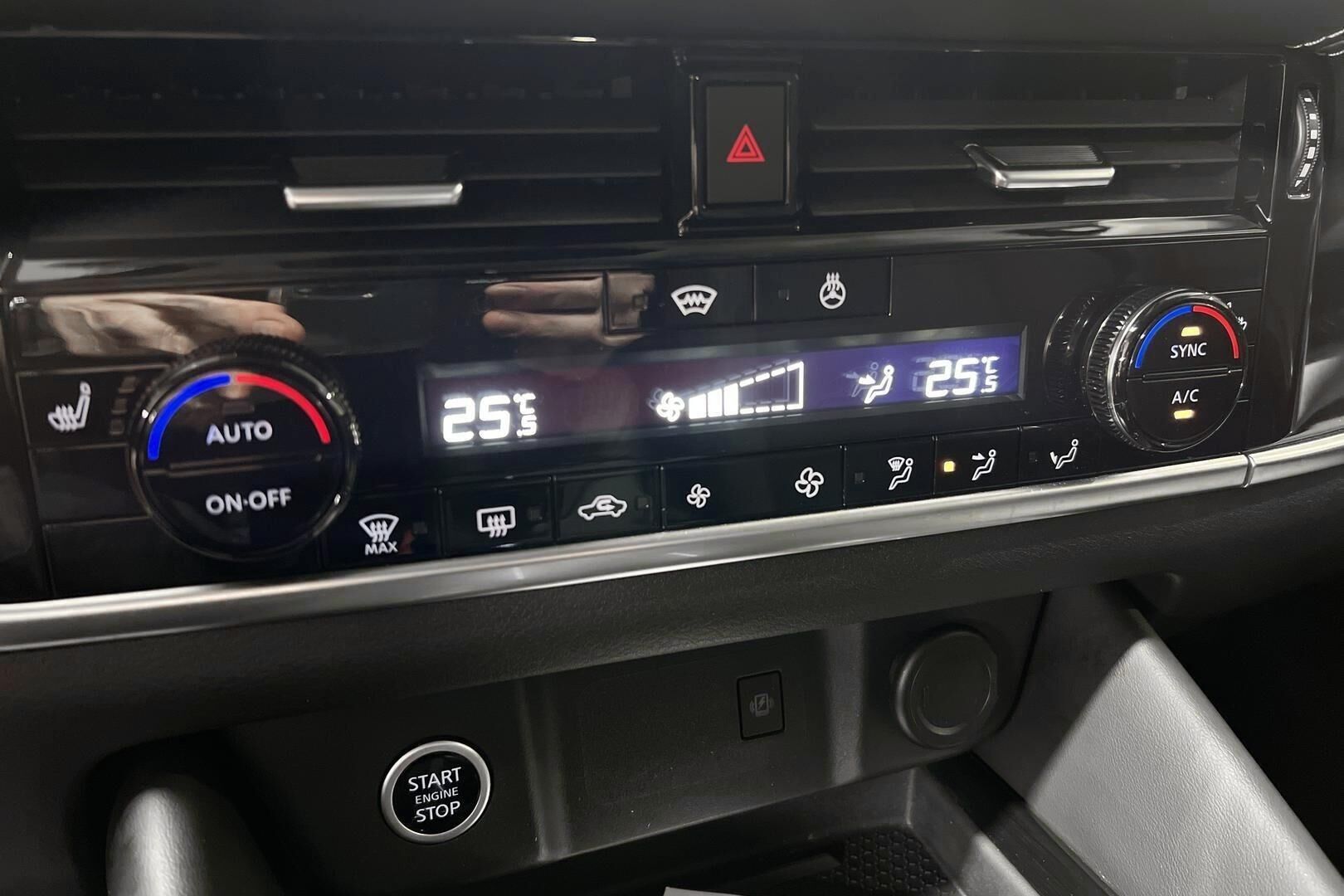 Nissan Qashqai iso kuva 21
