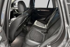 BMW X1 esikatselu 11