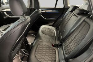 BMW X1 esikatselu 13