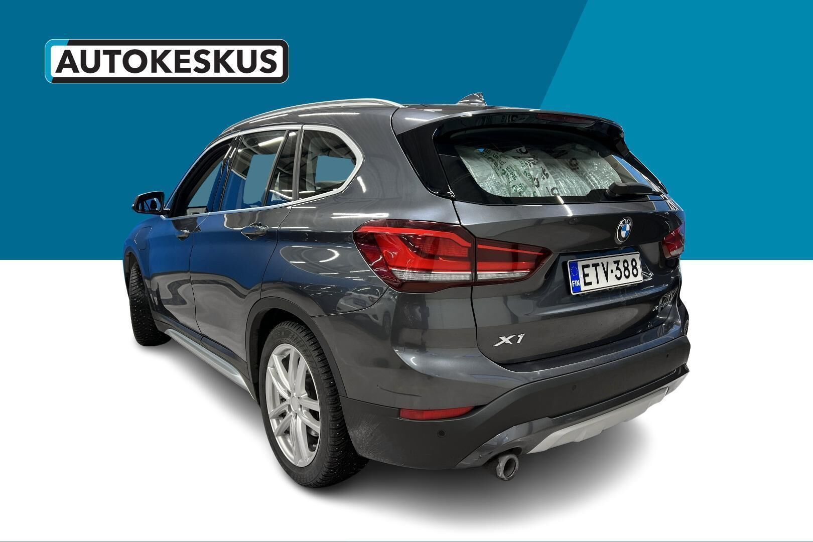 BMW X1 iso kuva 6