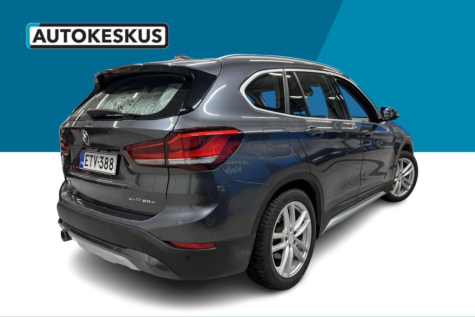 BMW X1 iso kuva 6