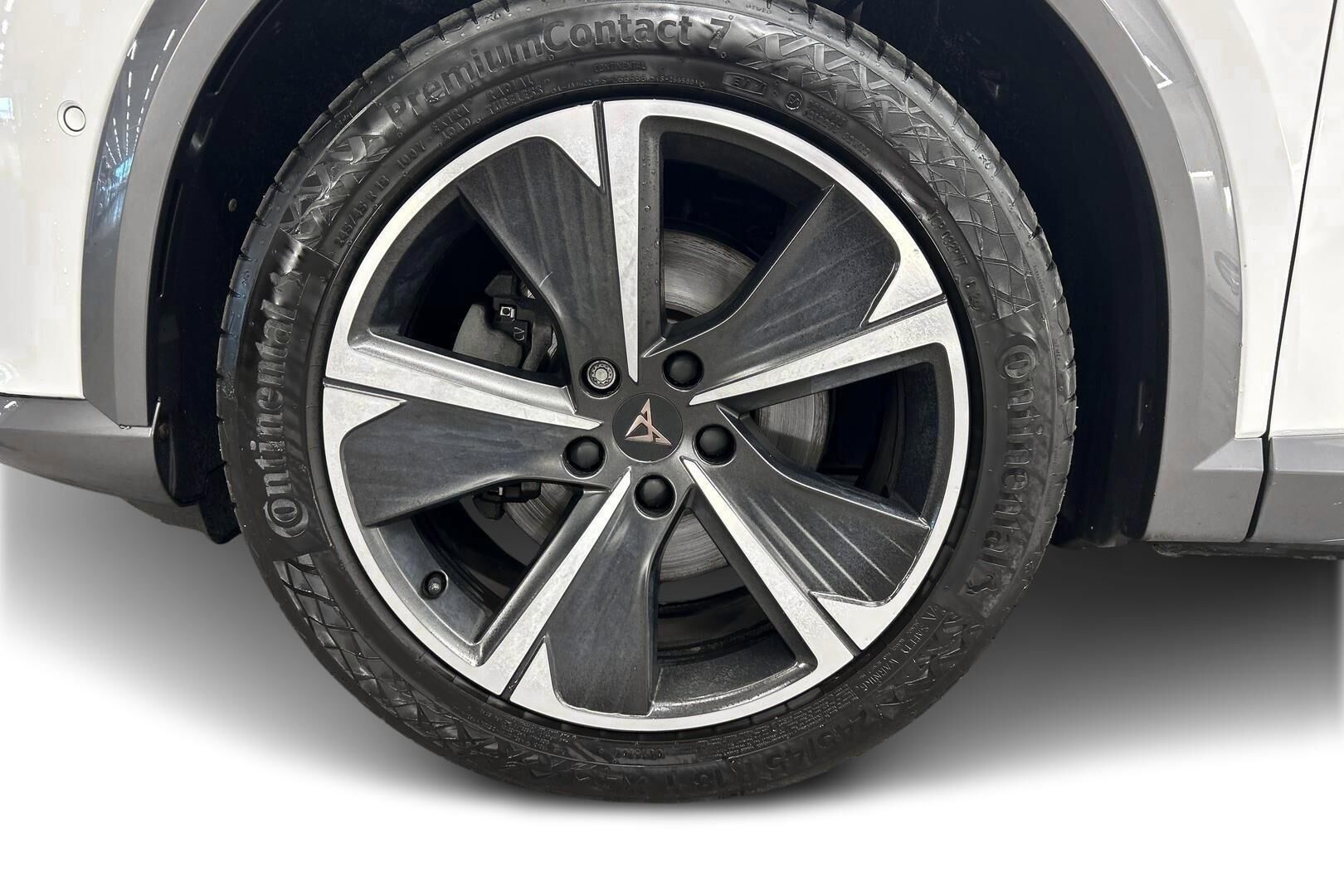 Cupra Formentor iso kuva 12