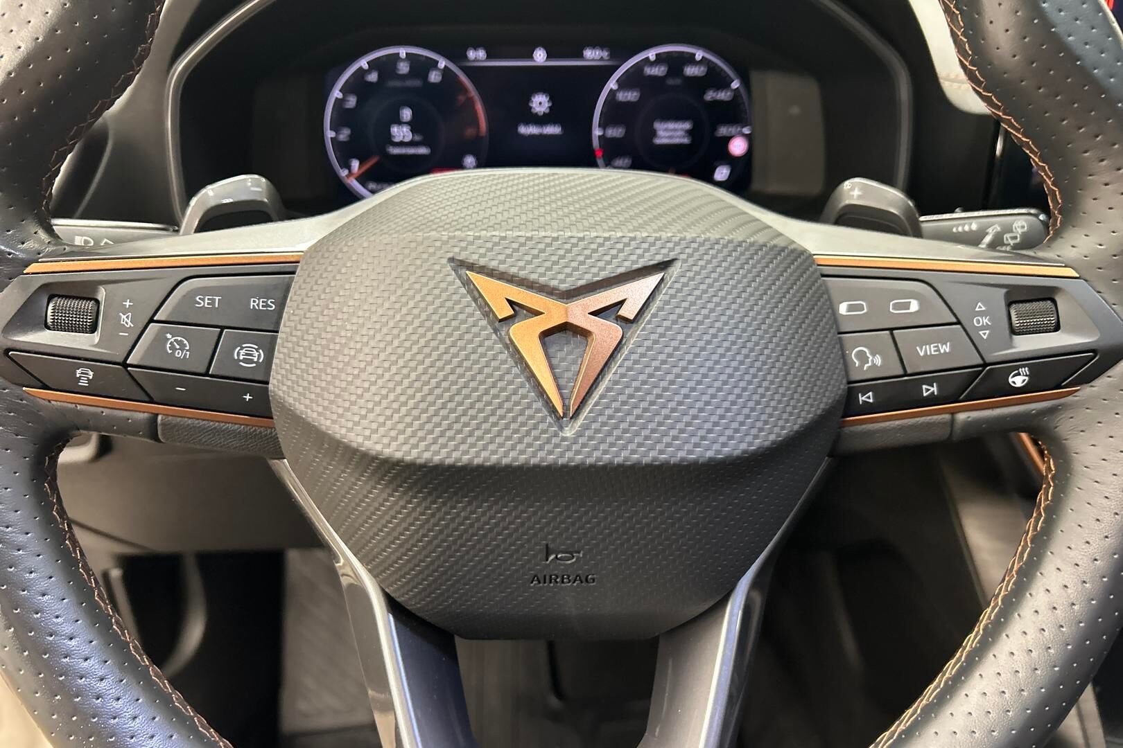 Cupra Formentor iso kuva 22
