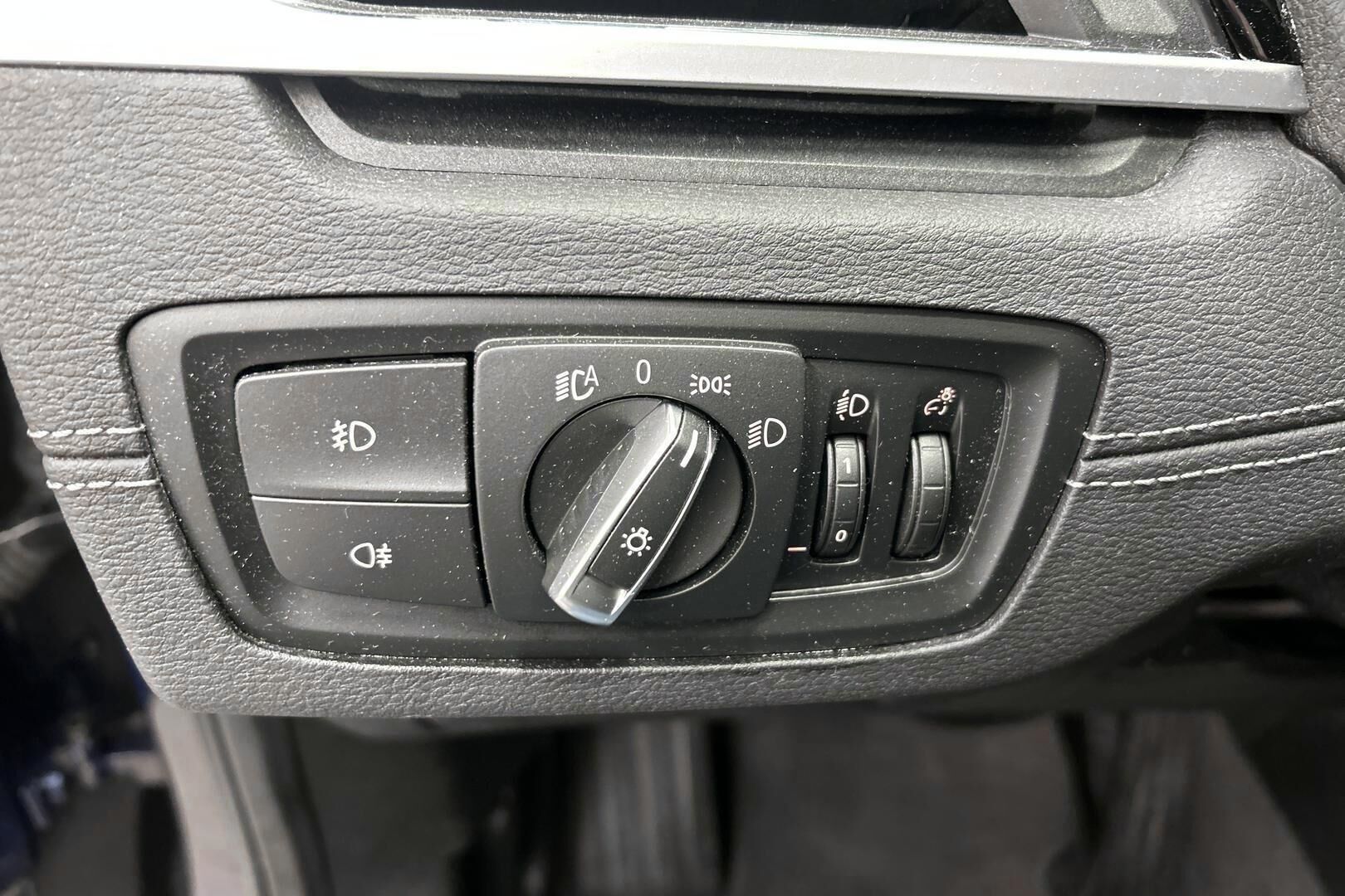 BMW X1 iso kuva 14