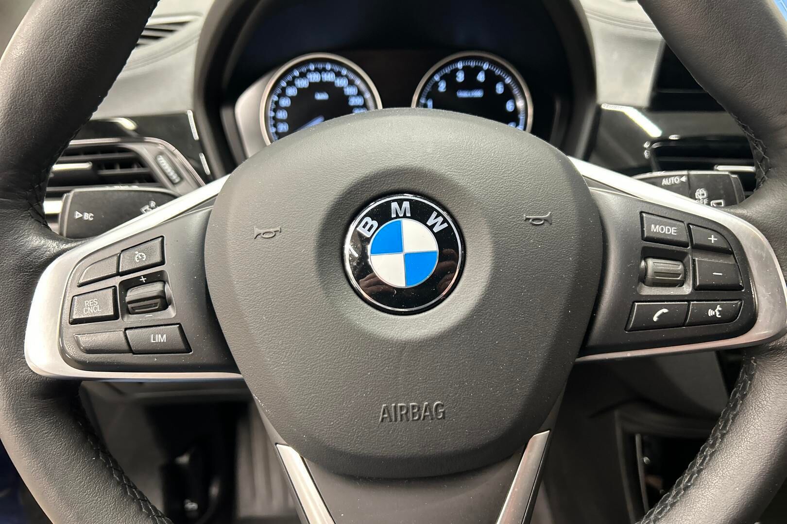 BMW X1 iso kuva 18